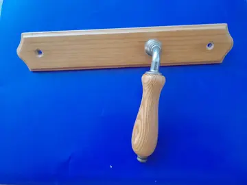 poignée de porte en bois