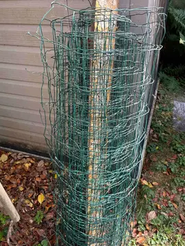 Grillage soudé vert à carré de 98 cm sur 6+m de longueur