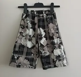 Short de bain. 10 ans