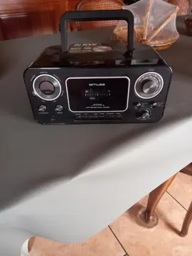 Radio cassette