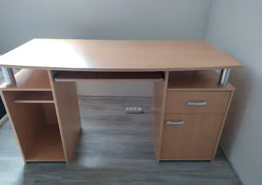 Bureau en bois