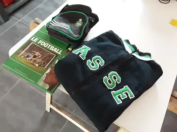 veste livré et sacoche saint etienne