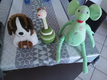 3 peluches