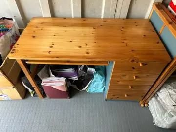 Bureau en bois