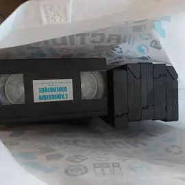 sac plein de cassette vhs