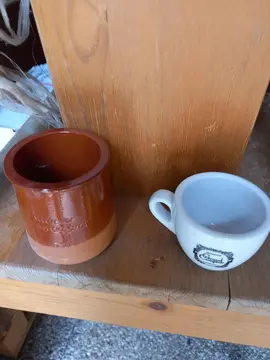 petites tasses expresso et pots pour desserts