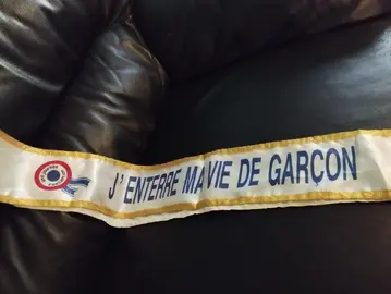 Echarpe enterrement vie de garçon