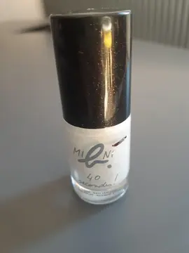 vernis blanc manque 1/4