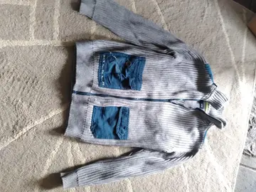 gilet marque Z taille 10 ans