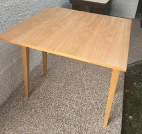 TABLE PLIANTE