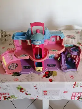 Maison de poupée