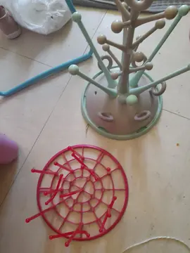 2 arbres à biberons