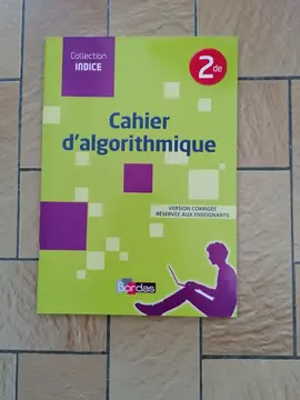 Donne divers manuels de maths et cahiers - lycée