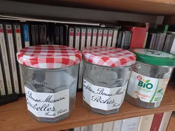 Pots de confiture vides