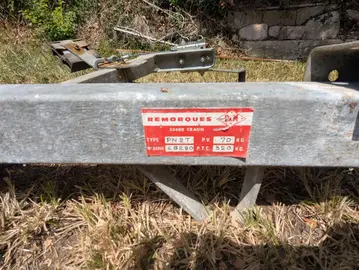 remorque bateau (sans essieu). était utilisée pour un zodiac