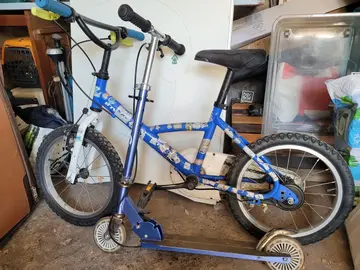 vélo et trotinette