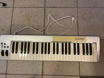 Clavier musical à connecter