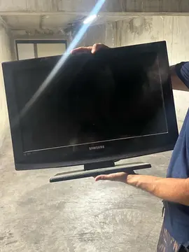 tv qui fonctionne sans télécommande