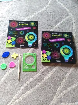 matériel pour coloriages à gratter