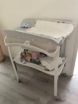 baignoire-table à langer