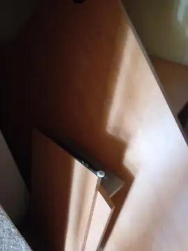 bureau Dangle