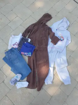 lot vêtements 8 ans