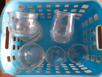 9 verrines (pots yaourt et pot crème)