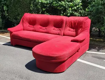 Canapé convertible d'angle rouge 2,50m x 1,65m