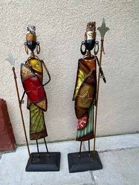 statuettes
