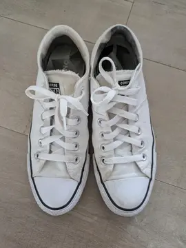 baskets Converse taille 39