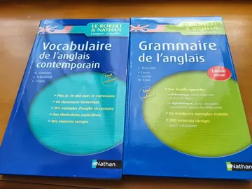 2 livres scolaires anglais