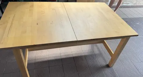 table ikea en pin massif