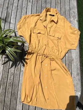 robe moutarde
