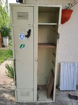 armoire métal 2 compartiments