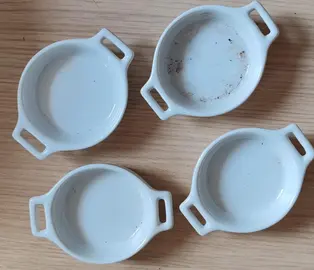 Petits ramequins blanc
