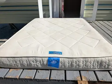 matelas tapissier 2 places