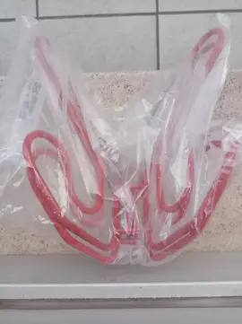 Petit porte-manteau rouge