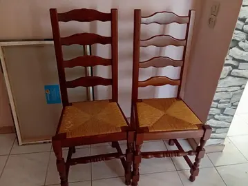 rechaud gaz ,chambre a coucher complète,2chaises