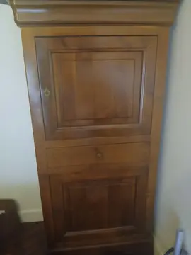 Armoire en bois - Ancien