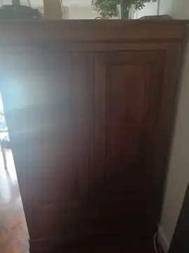 Grande armoire en bois - Ancienne