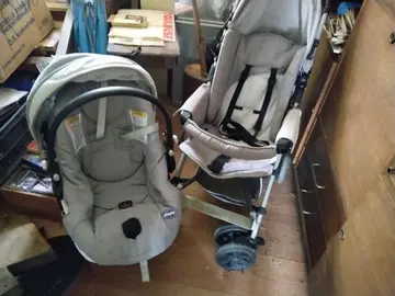 poussette trio Chicco