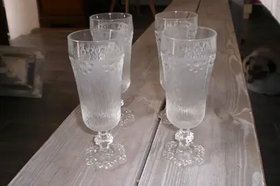 flûtes en verre à motif