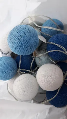 guirlande boules bleues