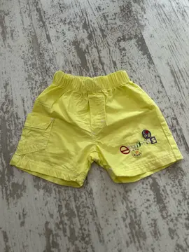 short jaune bébé 6 Mois