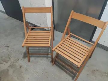 chaises en bois