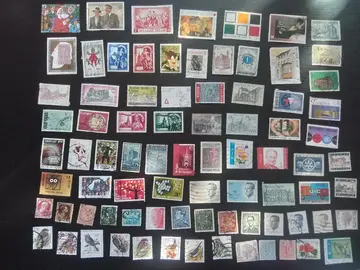 81 timbres de Belgique