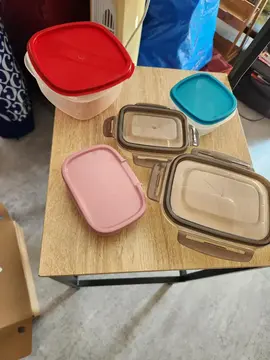 boîtes alimentaires en plastique