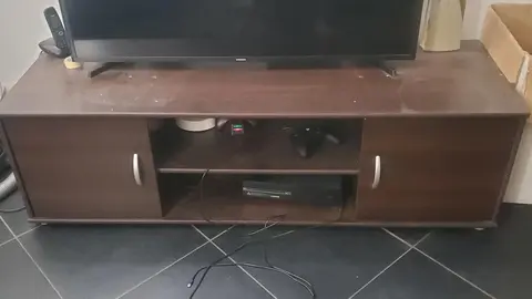 Meuble TV marron en bois
