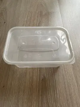 Boîte en plastique