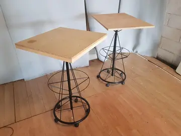 table façon mange debout